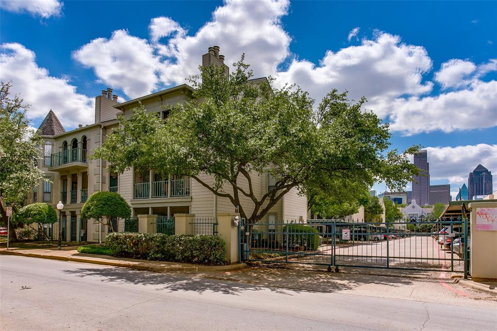Bryan Place Condo - Residential