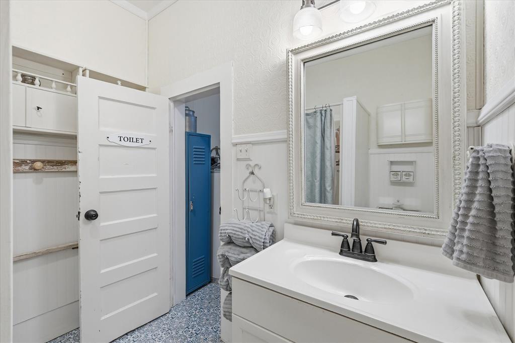 McKinney James  & Hrs - Residential