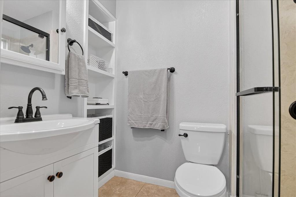 Rivercrest Est - Residential