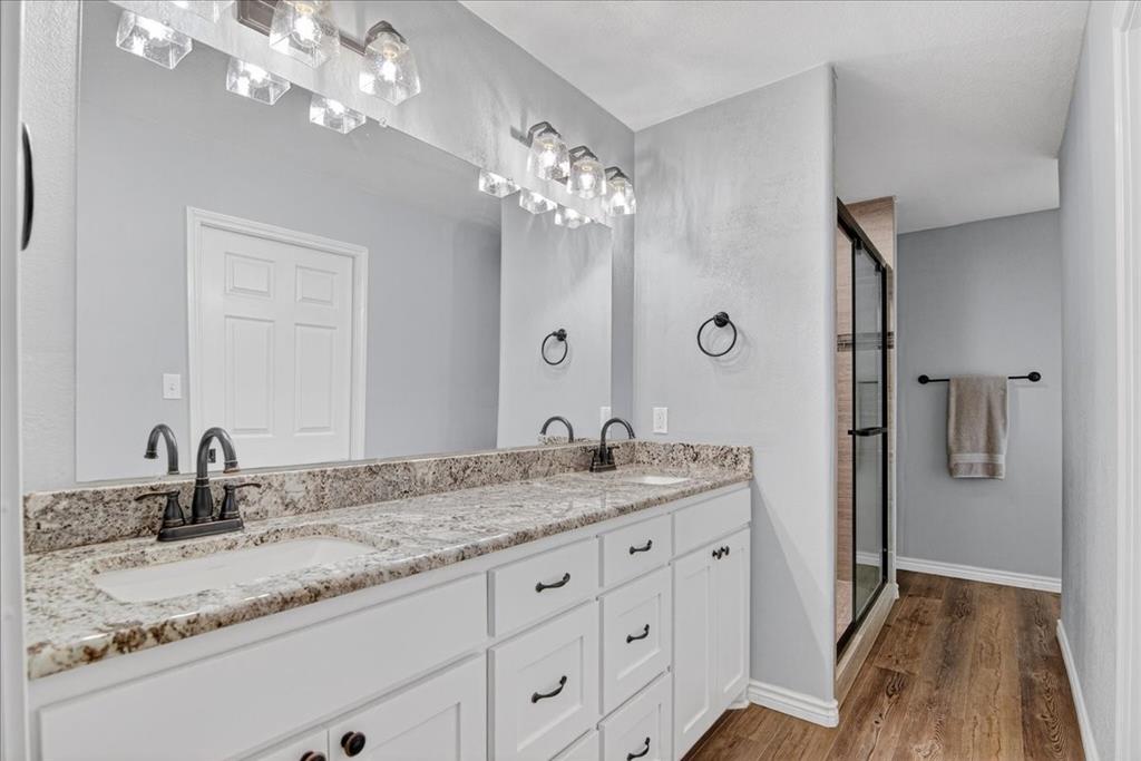 Rivercrest Est - Residential