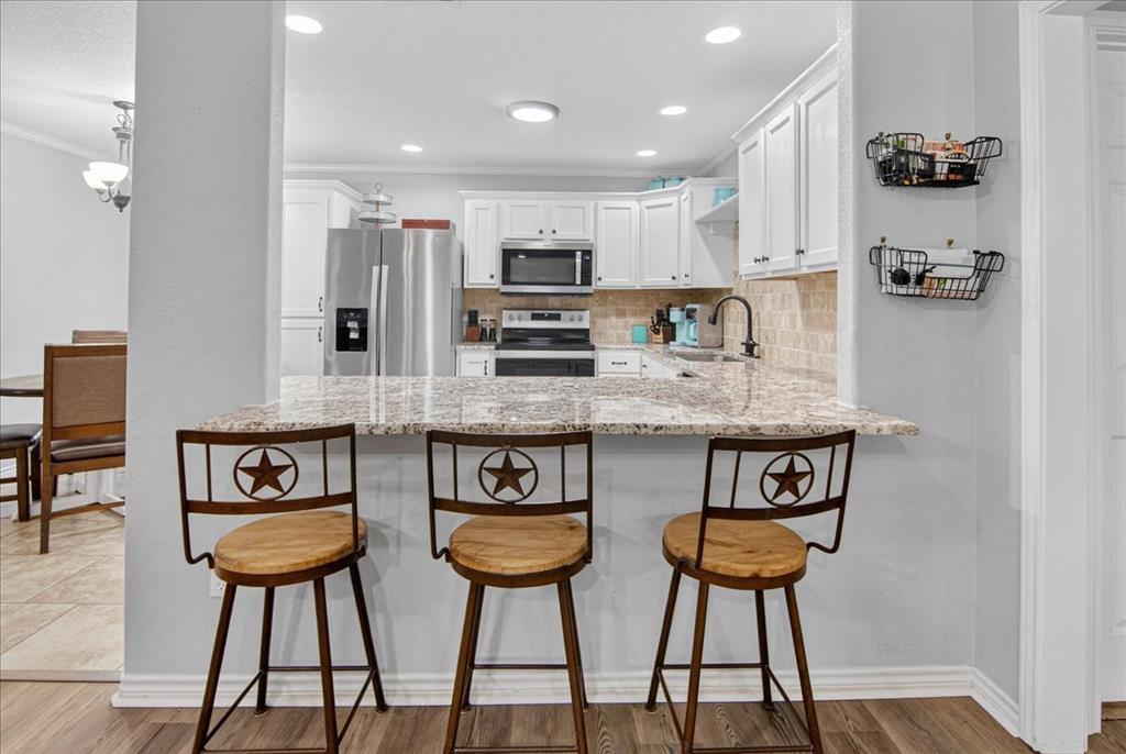 Rivercrest Est - Residential