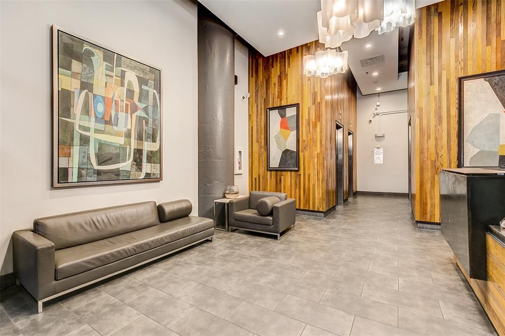 Soco Urban Loft Condo - Residential