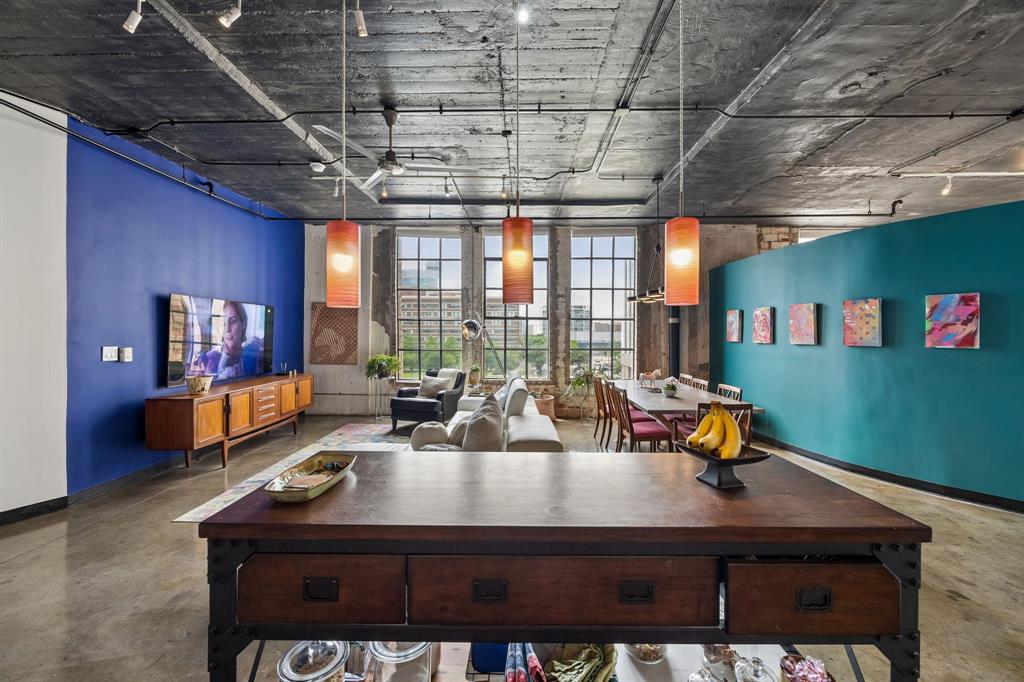 Soco Urban Loft Condo - Residential