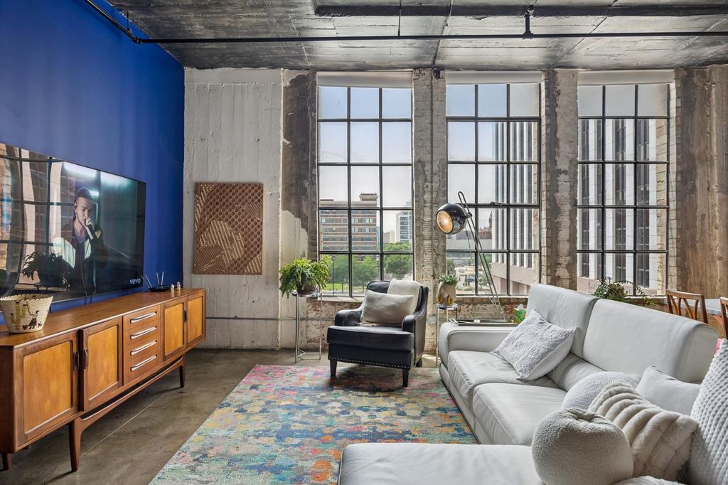 Soco Urban Loft Condo - Residential