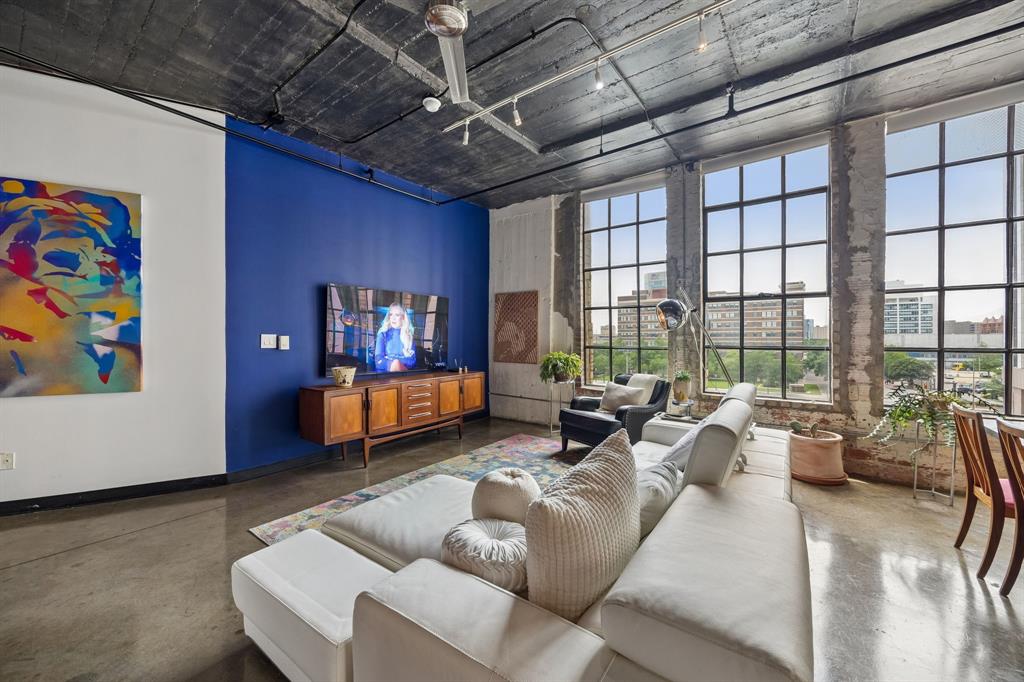 Soco Urban Loft Condo - Residential