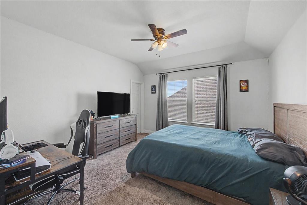 Live Oak Creek - Residential