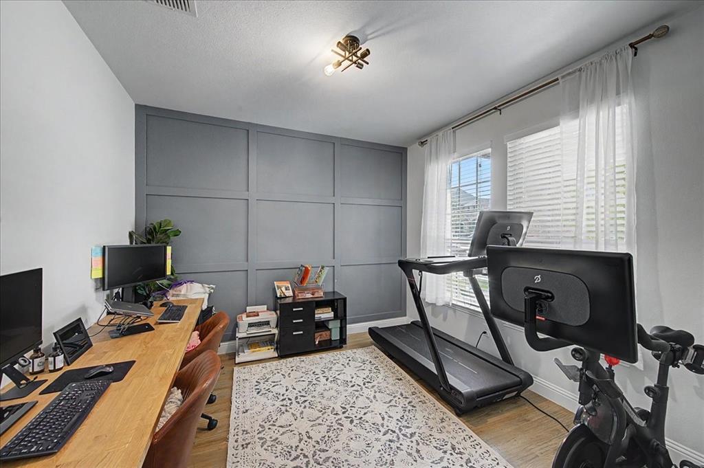 Live Oak Creek - Residential