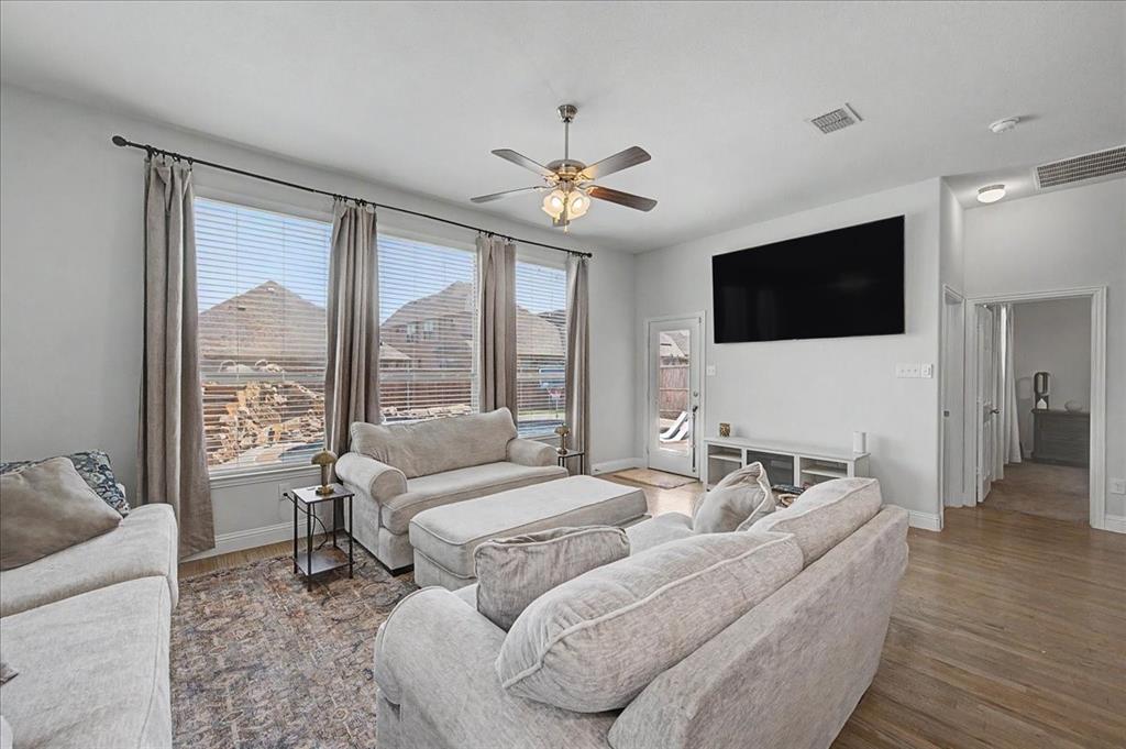 Live Oak Creek - Residential