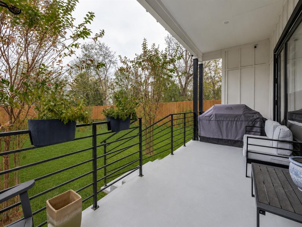 Mount Auburn - Residential