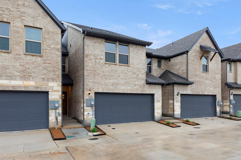 Sereno Oaks at Buckner Terrace - Residential