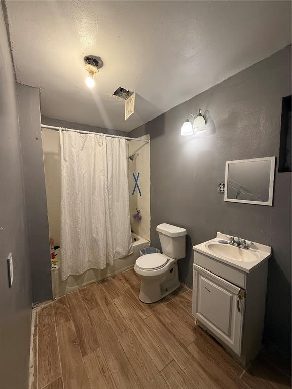 Moore B H Heirs - Residential
