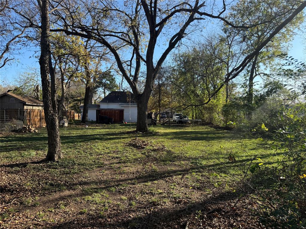 Moore B H Heirs - Residential