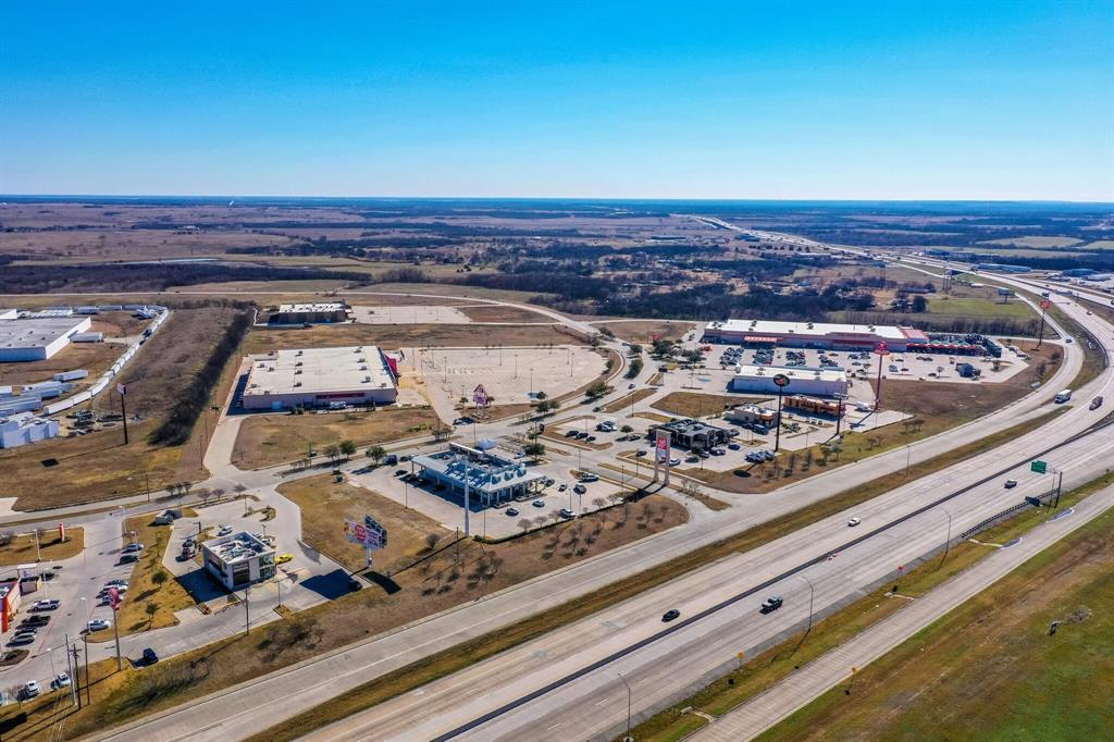 Corsicana Crossings - Land