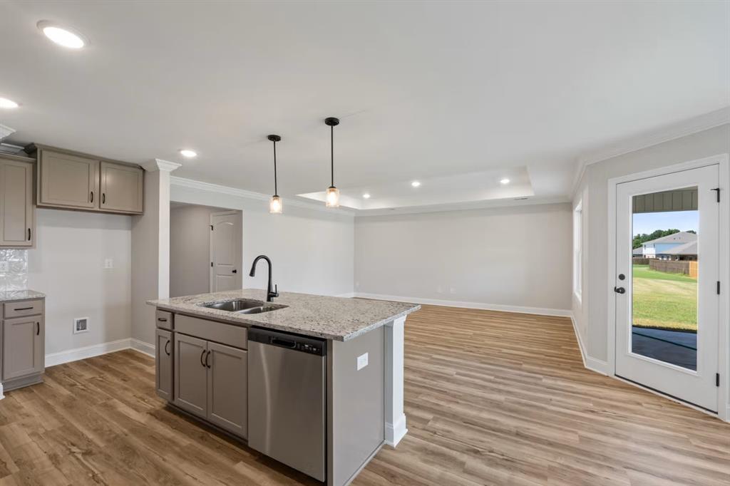 Waverly Estates - Residential