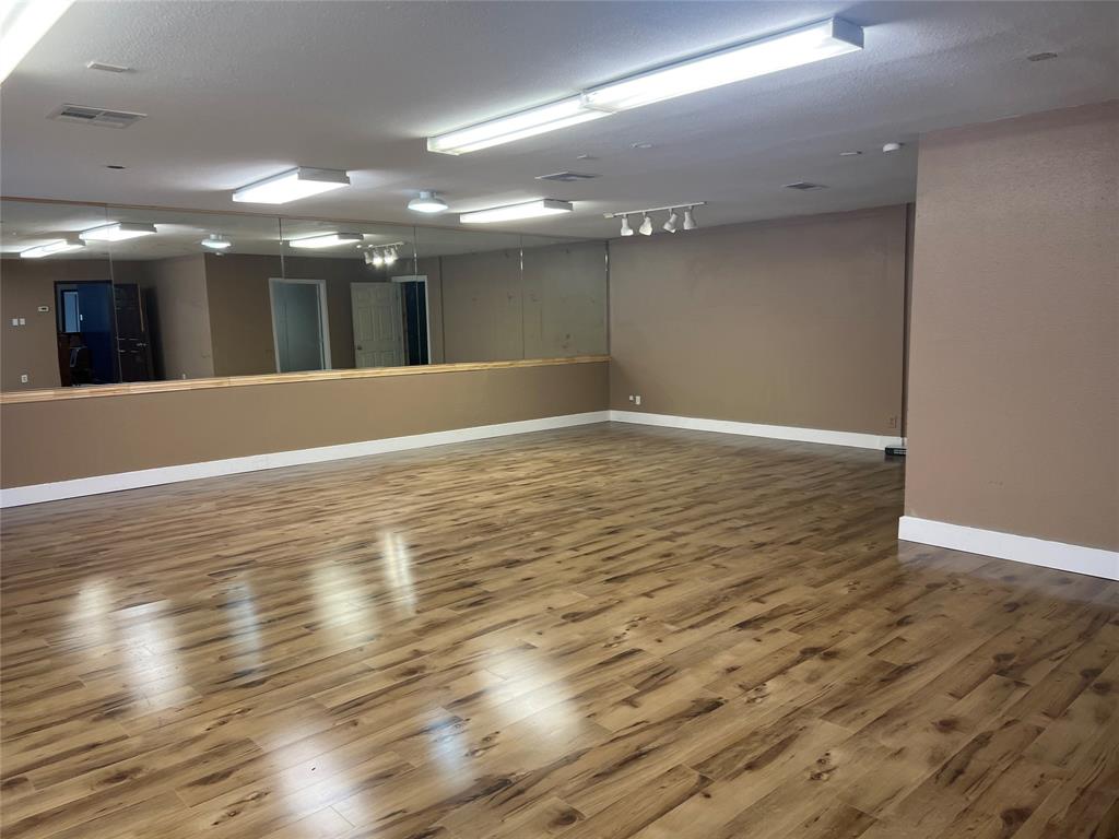 Green Acres 2 - Commercial Lease