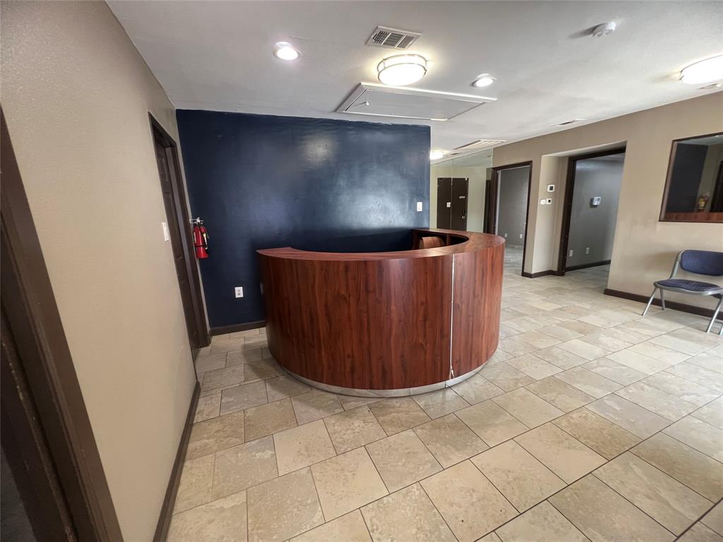 Green Acres 2 - Commercial Lease