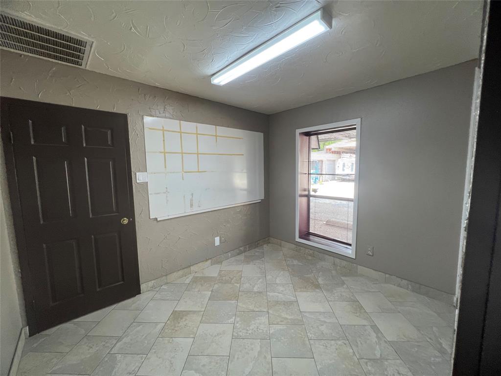 Green Acres 2 - Commercial Lease