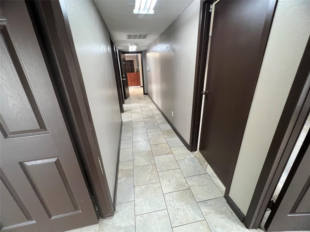 Green Acres 2 - Commercial Lease