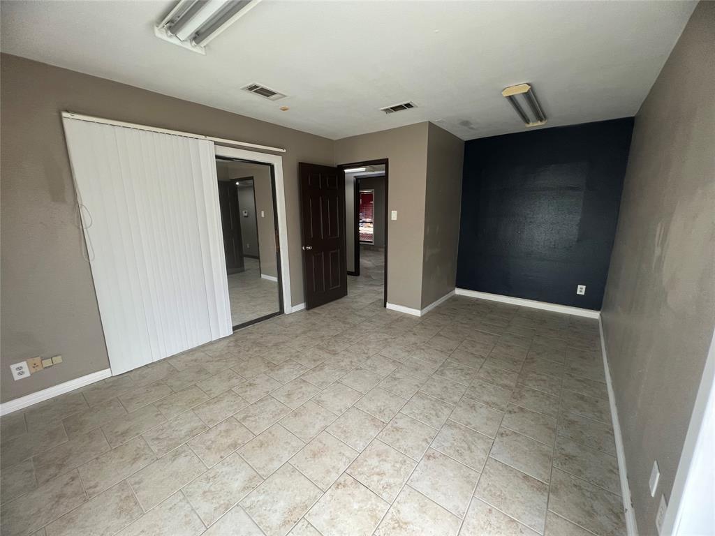 Green Acres 2 - Commercial Lease
