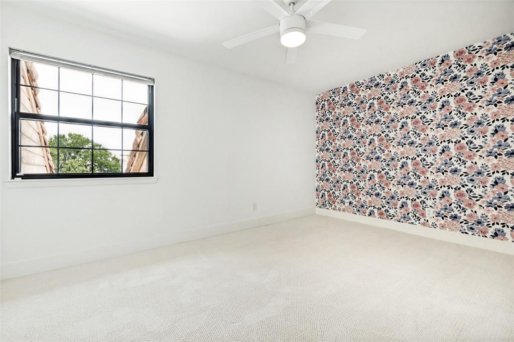 Inwood Crossroads Condos Ph 02 - Residential