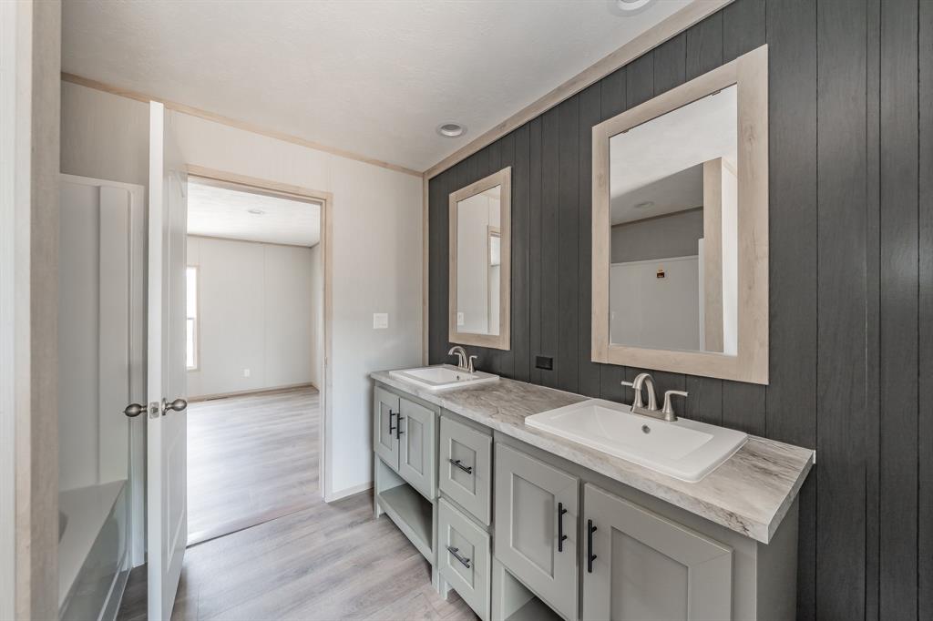 Oak Country Estates - Residential
