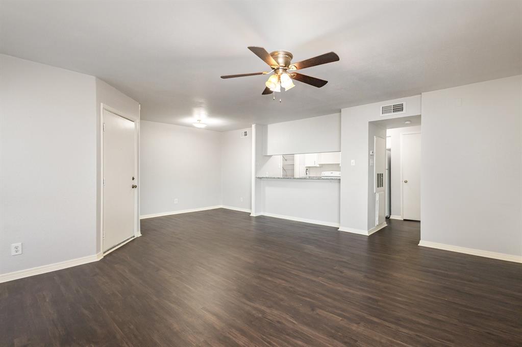 Creekbend Condo Ph 01-06 - Residential