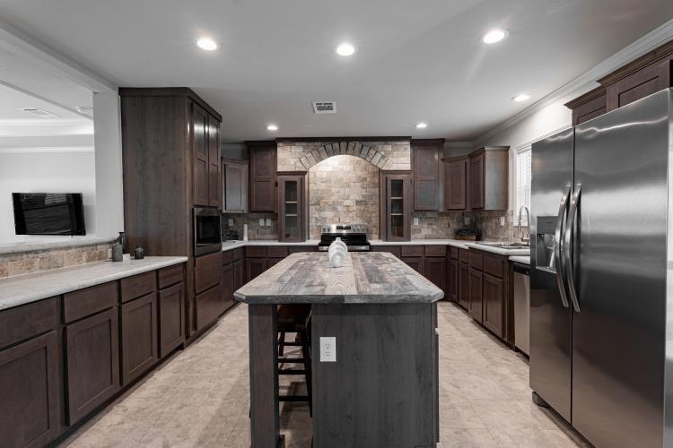 WEST SIDE - Residential