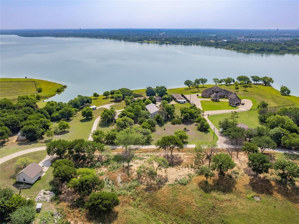 PENINSULA - Land