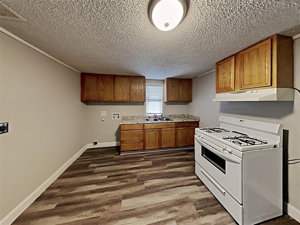 Brookside Acres Add - Residential Lease