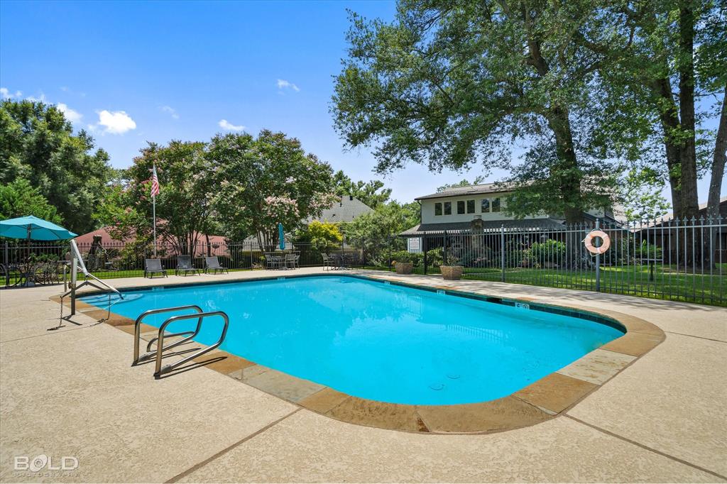 Willow Point Twnhses - Residential