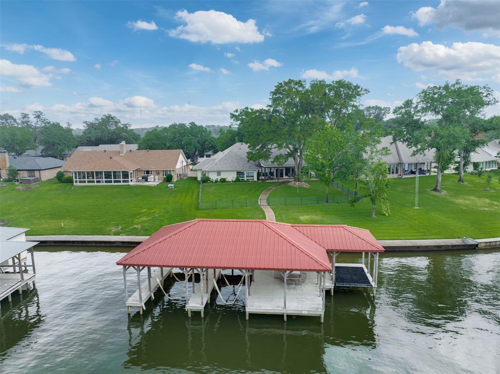 Emerald Bay - Residential