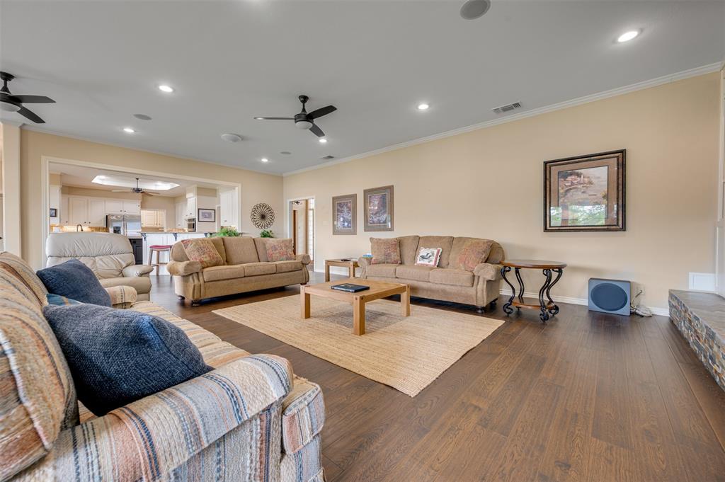 Emerald Bay - Residential