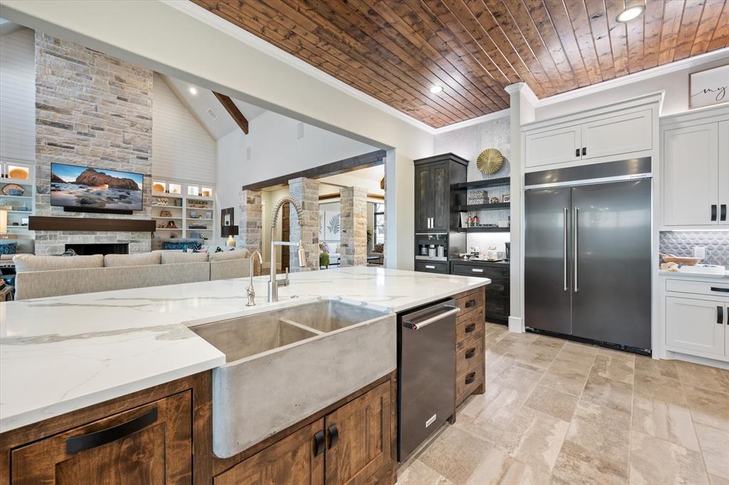 Pk Lake - Residential