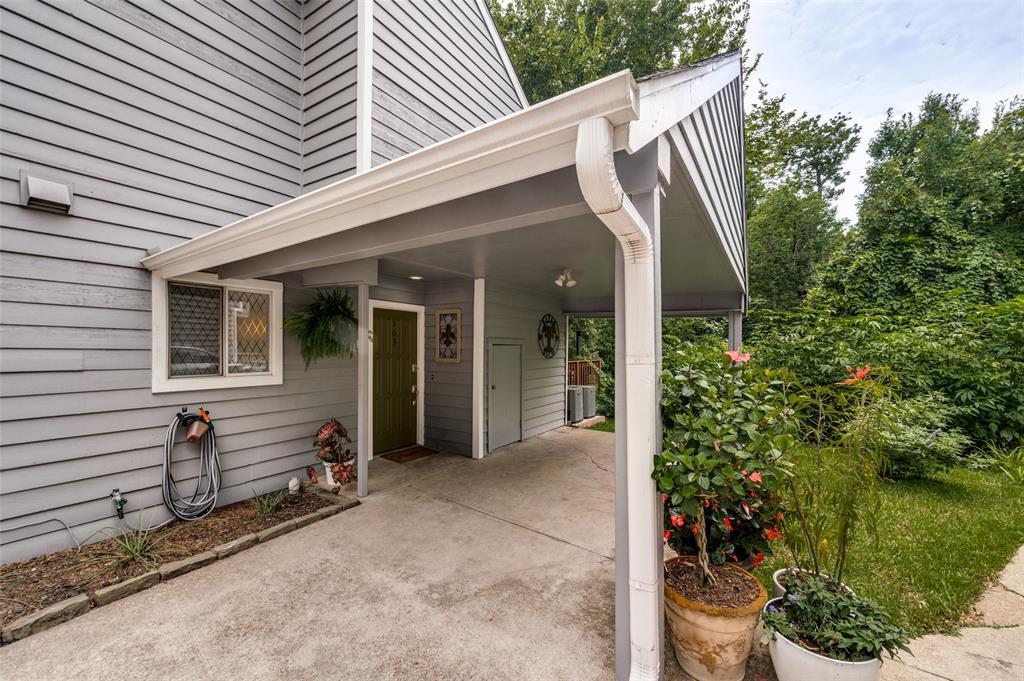 Treetops Condo - Residential