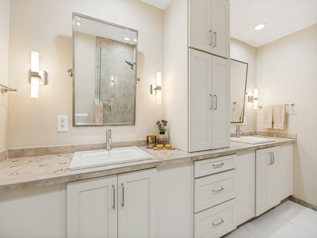 Condo Fontainbleau - Residential