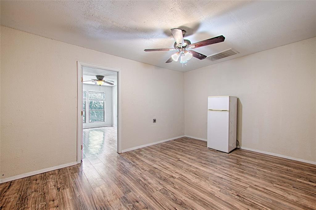 London Park Condo - Residential