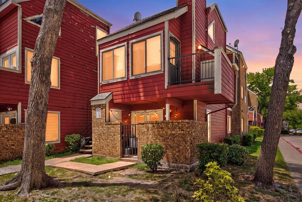 Richland Trace Condos - Residential