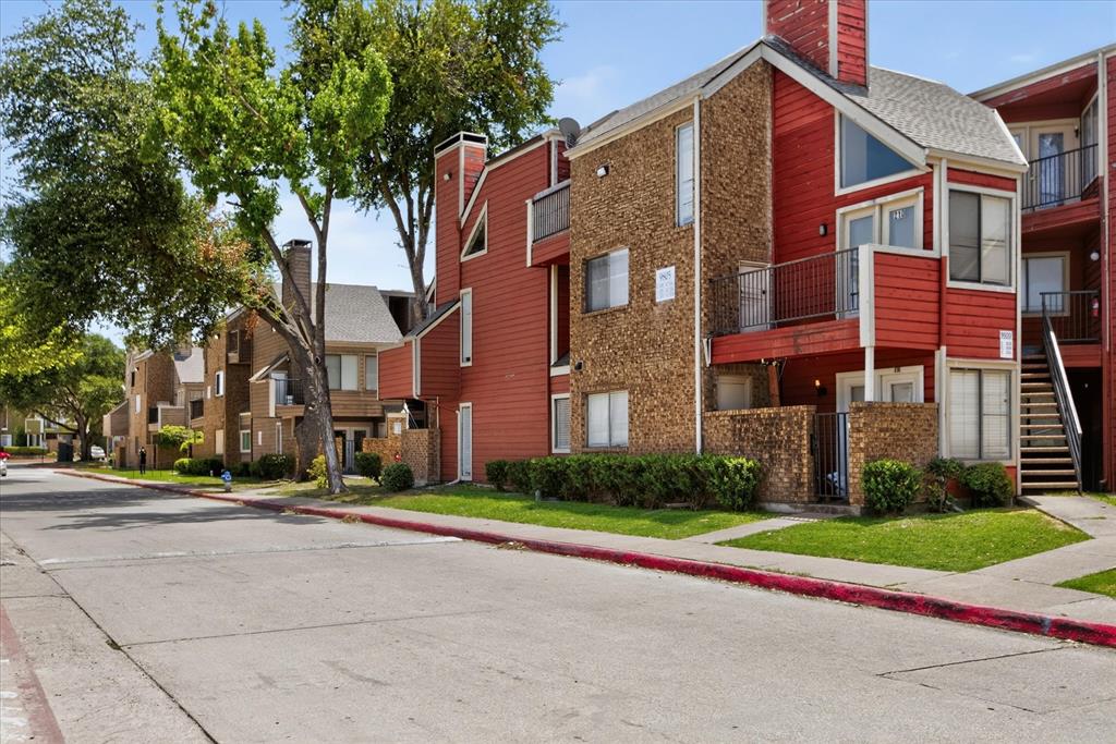 Richland Trace Condos - Residential