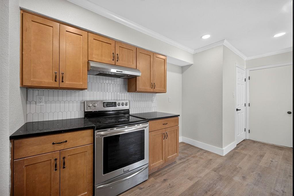 PAXTON VILLAGE - Residential