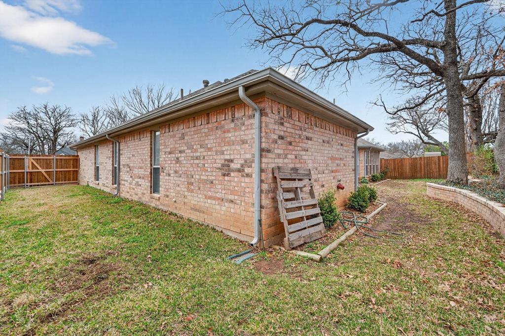 Tiverton Oaks Estates - Residential