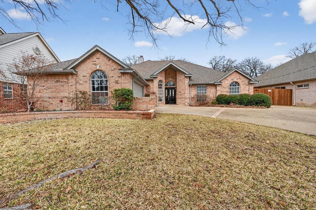 Tiverton Oaks Estates - Residential