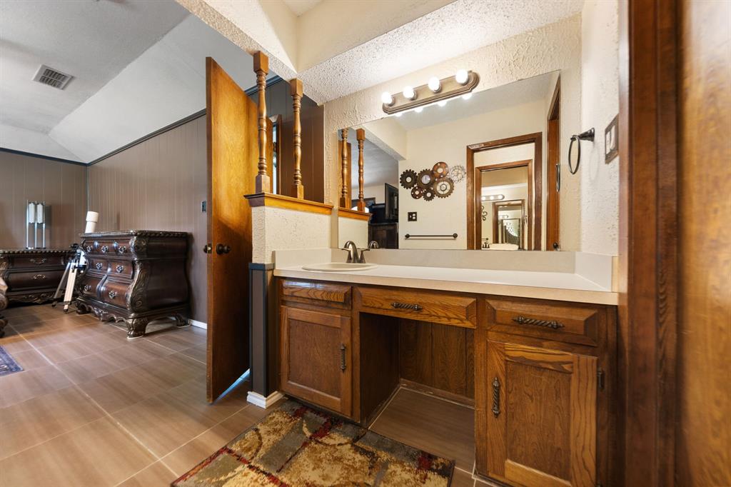 Oak Hollow Estates - Residential