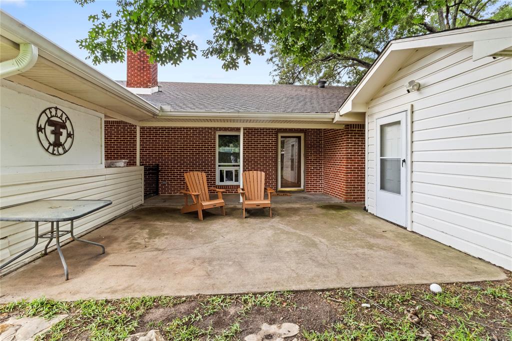 COUNTRY EAST ADDN TEAGUE - Residential