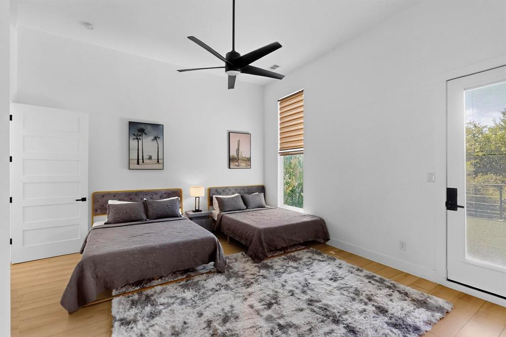 Randalls Plainview - Residential
