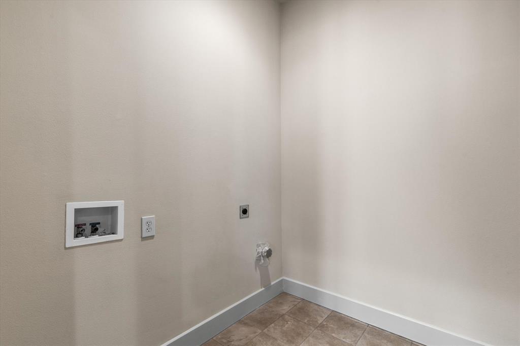 3300 W 7th Condo - Residential
