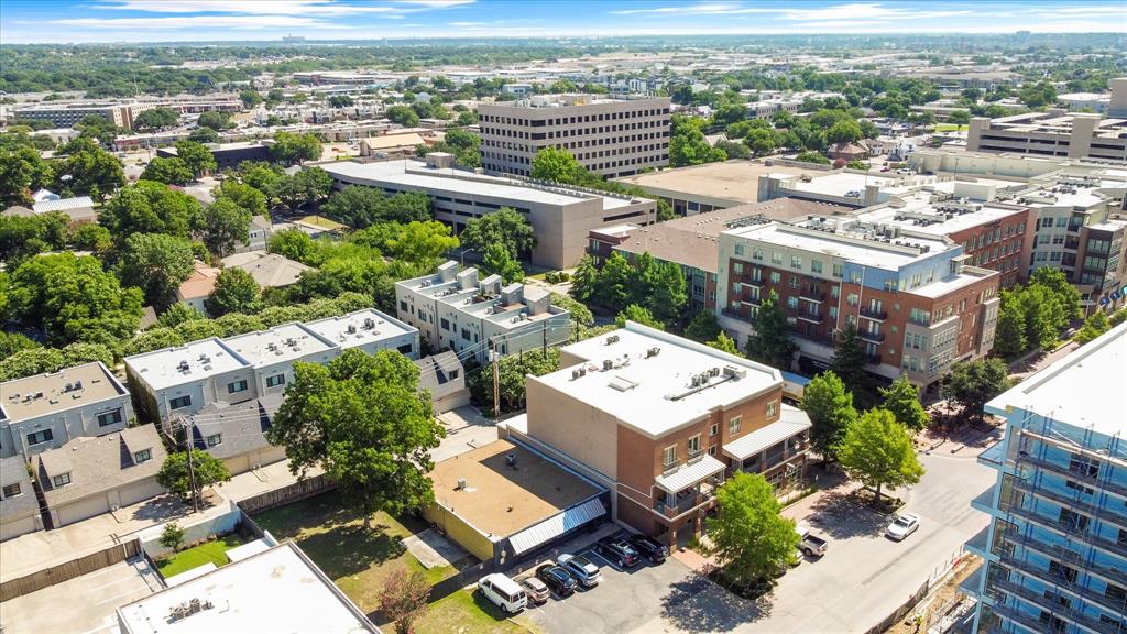 3300 W 7th Condo - Residential