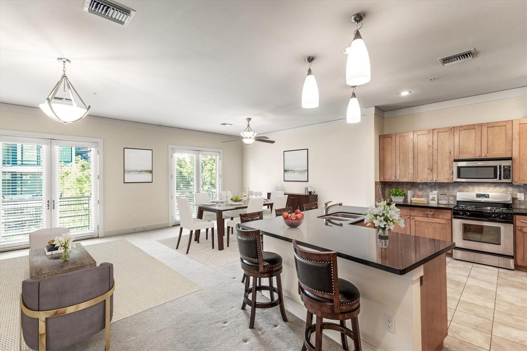 3300 W 7th Condo - Residential