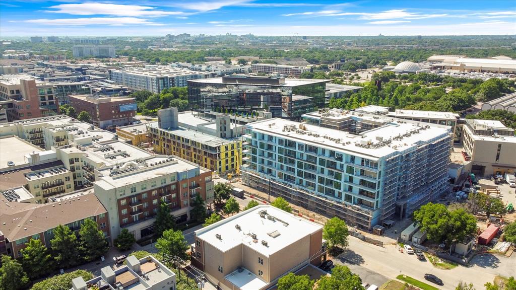 3300 W 7th Condo - Residential
