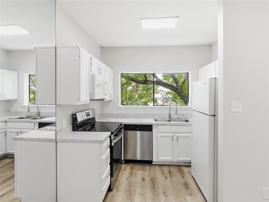 Parktown Collection Condos - Residential