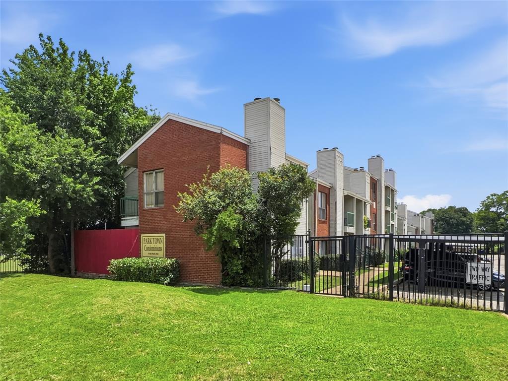 Parktown Collection Condos - Residential